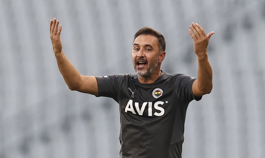 Fenerbahçe'de Teknik Direktör Vitor Pereira ve Taraftar Arasında Taktik Tartışması!