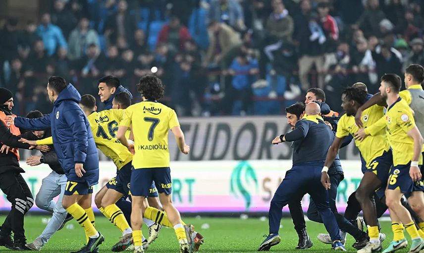 Fenerbahçe'den PFDK sevklerine ilk cevap geldi: "Bu hakkın savunulması için sonuna kadar mücadele edeceğiz"