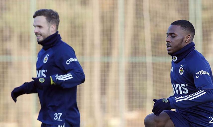 Fenerbahçeli Bright Osayi Samuel'e ülkesi Nijerya'dan milli davet geliyor!
