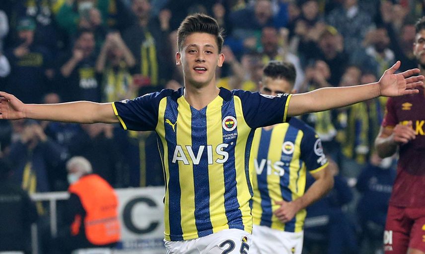 Fenerbahçe'nin genç futbolcusu Arda Güler, 17 yaş altında dünyanın en pahalı 4. oyuncusu oldu!