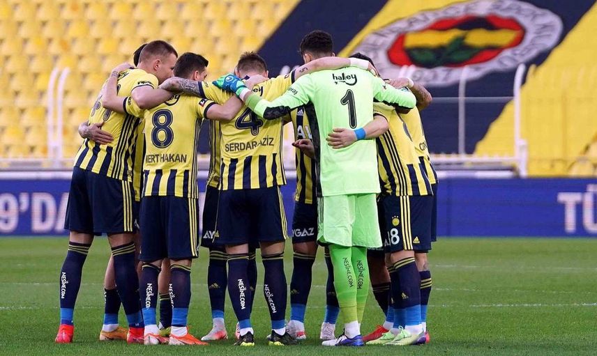 Fenerbahçe’nin kaç puanı var? Fenerbahçe şampiyon olabilir mi? FB şampiyonluk ihtimali