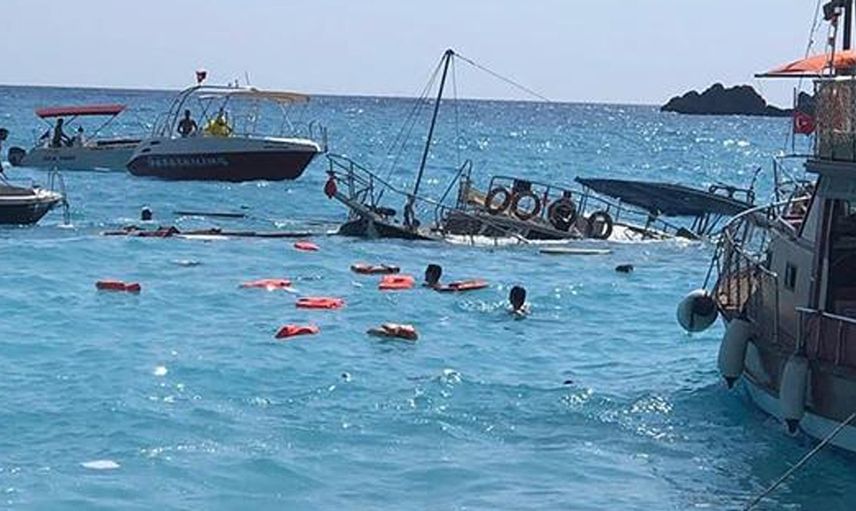 Fethiye'de Tur Teknesi Battı! Çok Sayıda Yaralı Var