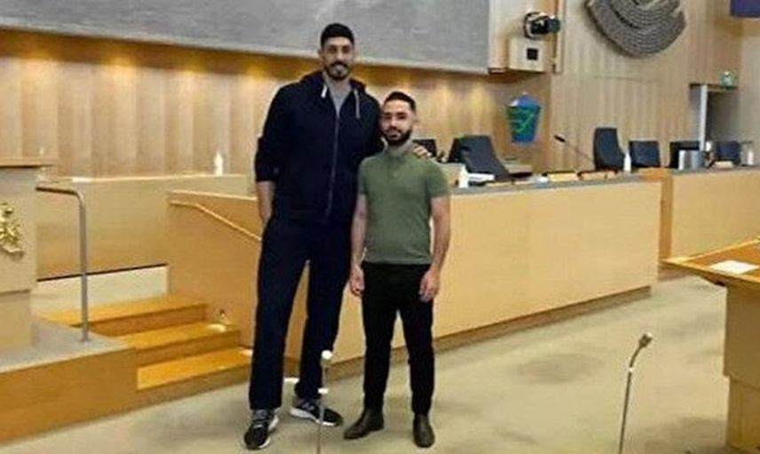 FETÖ'cü Enes Kanter ile PKK yandaşı Daniel Riazat ile İsveç Meclisi'nde!