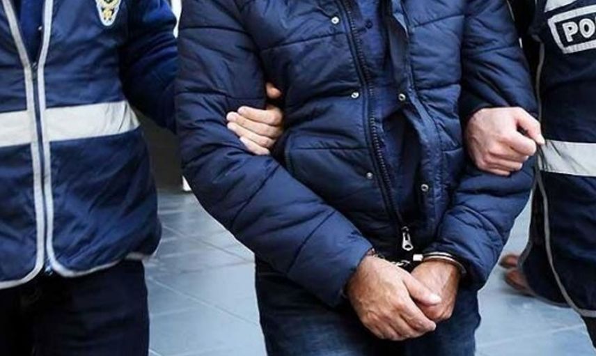 FETÖ'den Aranan Şüpheli Koronavirüs Aşısında Yakalandı