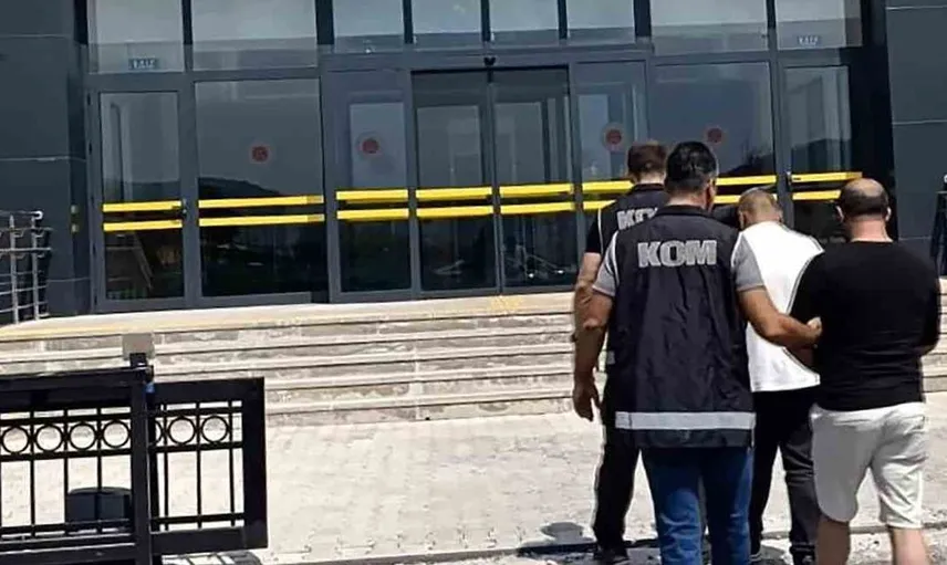 Muğla'da kaçak sigara üretimine büyük operasyon: İki tutuklama