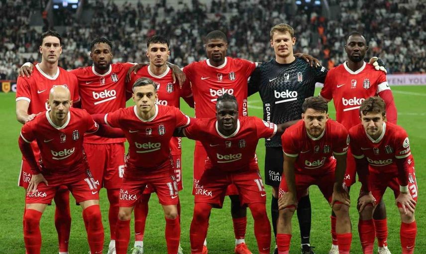 Beşiktaş ve Başakşehir, Süper Lig'de golsüz eşitlikle devreyi kapattı