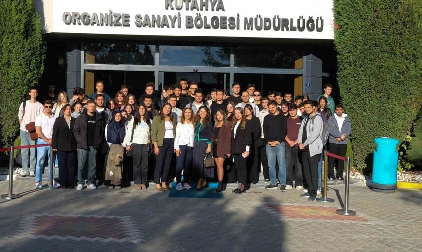 Kütahya OSB, üniversite öğrencilerine kariyer semineri düzenleyerek iş hayatına hazırlıyor