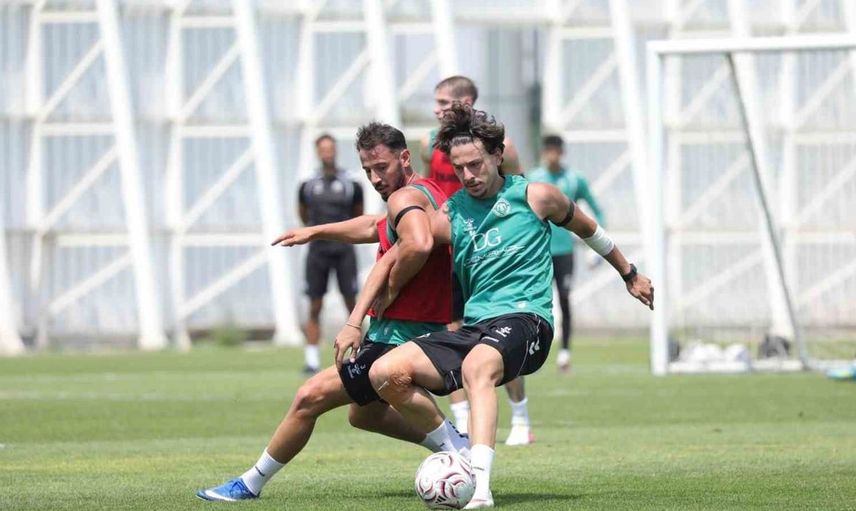 Konyaspor, Fenerbahçe karşılaşması için çalışmalarına devam ediyor
