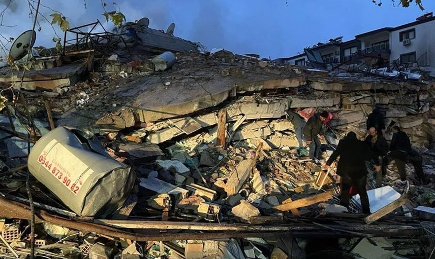 Filistin'e Yardım Elçisi Türkiye: Sağlık Bakanı Koca, Gazze'ye destek için 155 kişiyi taşıyan uçağı duyurdu!
