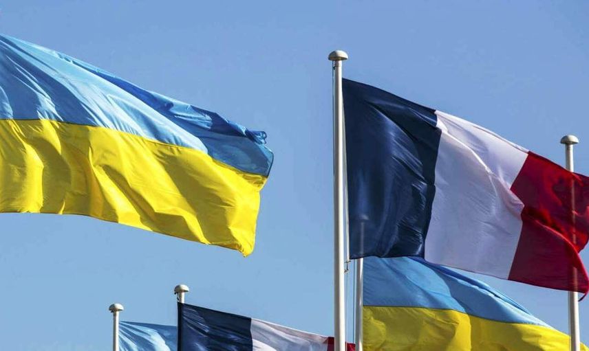 Fransa, Ukrayna'daki askerleri eğitmek için Kiev'e asker gönderecek