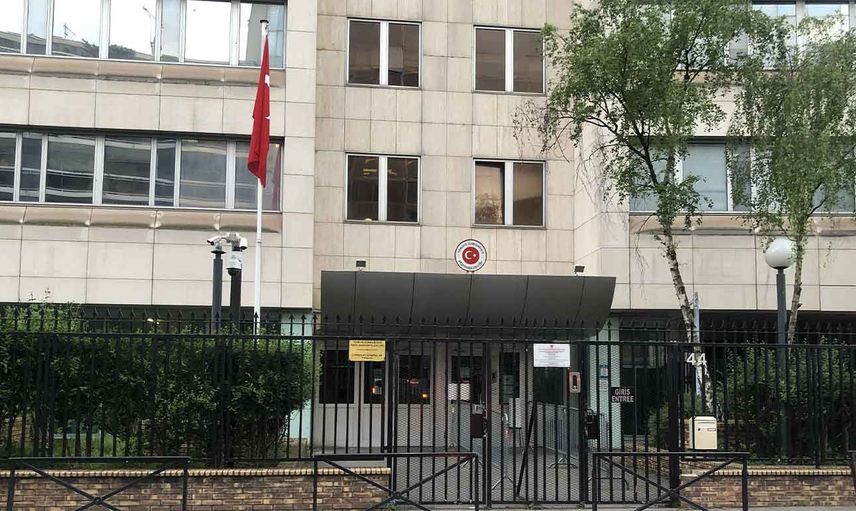 Fransa’da terör: PKK sempatizanları Türkiye'nin Paris Başkonsolosluğuna saldırdı!