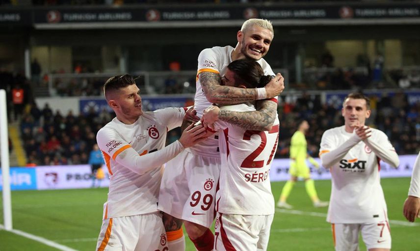 Galatasaray araya tarihi farkla gitti: Başakşehir’e deplasmanda 7 gol attılar