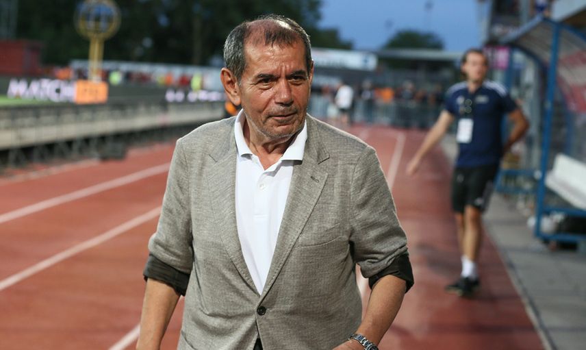 Galatasaray Başkanı Dursun Özbek, Avusturya kampında konuştu! Yeni sezon için transferlerini yapacaklarını ve en iyi kadroyu kuracaklarını söyledi