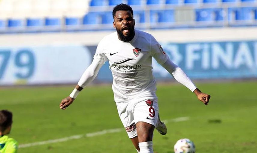 Galatasaray Boupendza İçin Harekete Geçti
