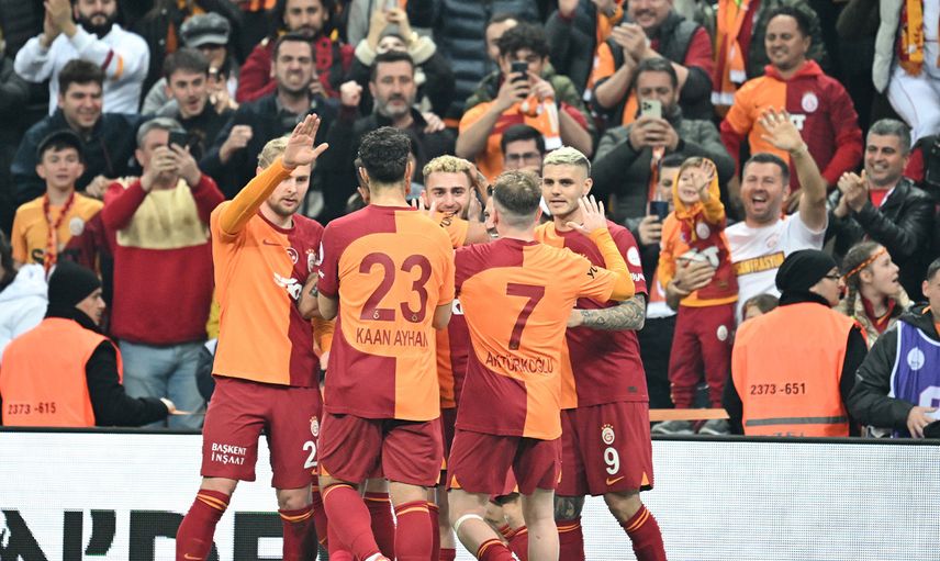 Galatasaray evinde hata yapmadı: Başakşehir'i mağlup etti