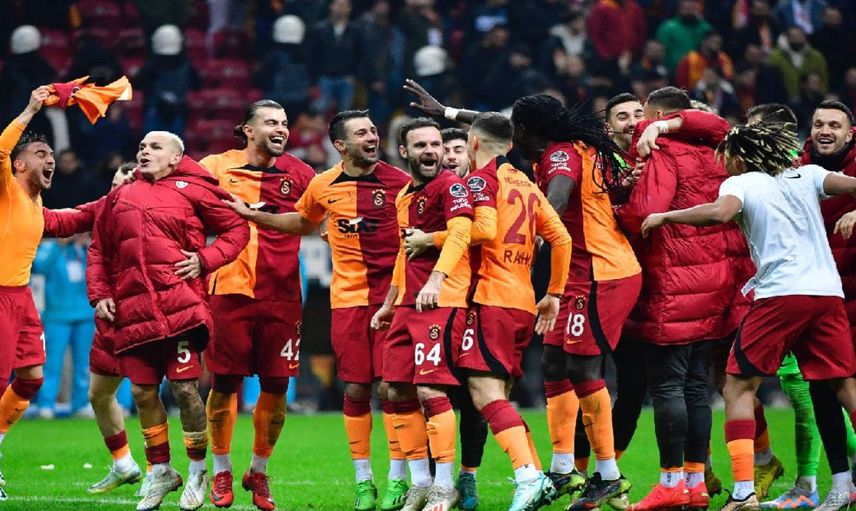 Galatasaray ilk veda gerçekleşti: Oyuncu Süper Lig’de kalıyor