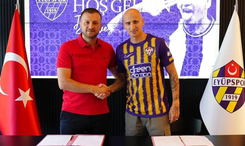 Galatasaray maçı öncesi ayrılık
