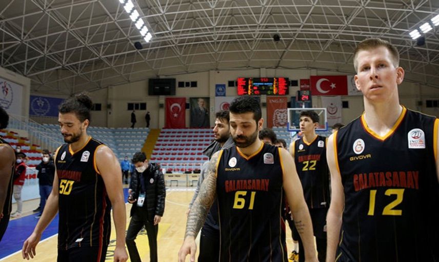 Galatasaray Mağlubiyeti Sahayı Karıştırdı