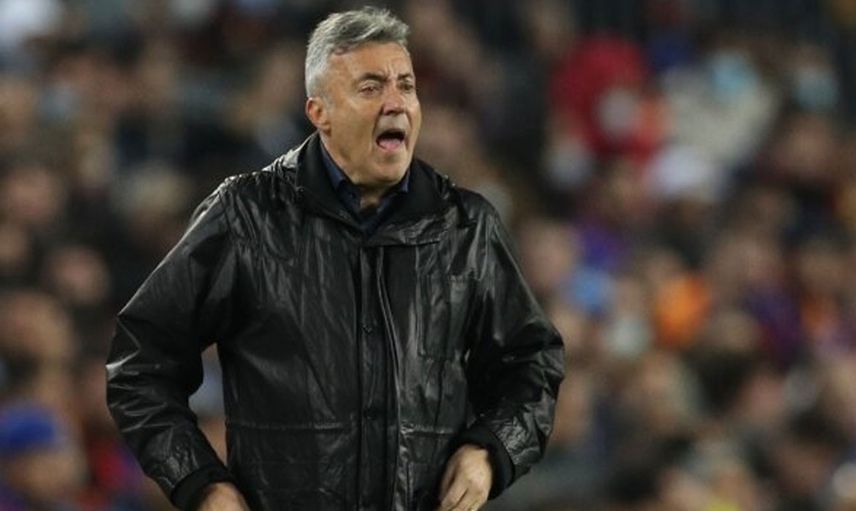 Galatasaray Teknik Direktörü Domenec Torrent, UEFA Avrupa Ligi'nde oynanan Barcelona maçı sonrası açıklamalarda bulundu!