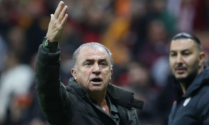 Galatasaray Teknik Direktörü Fatih Terim'den Çok Sert Hakem Açıklaması!