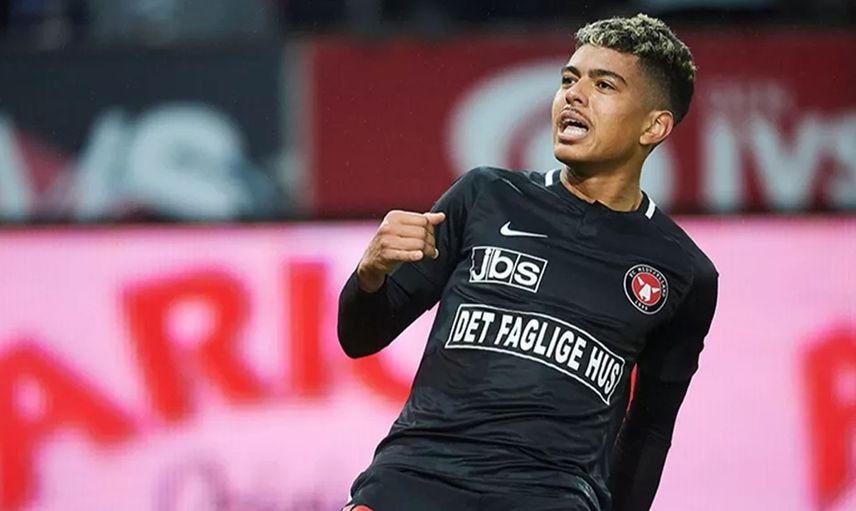 Galatasaray transferde gözüne Evander'i kestirdi!