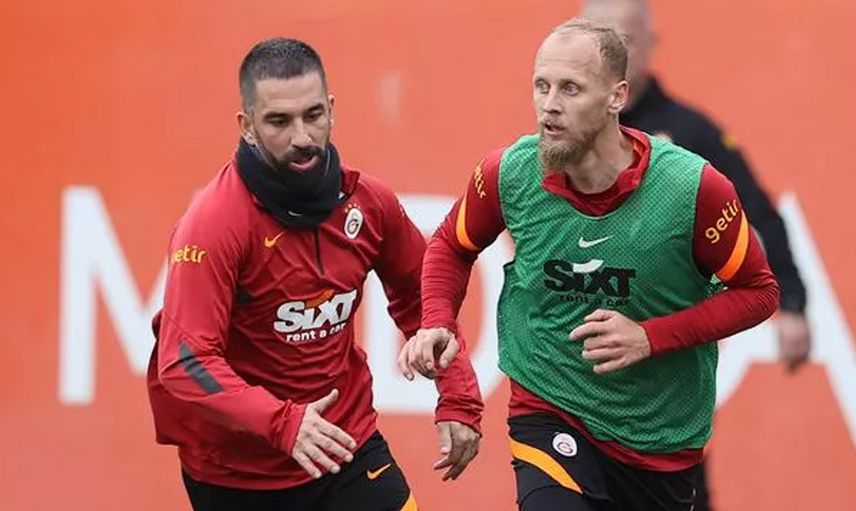 Galatasaray'da Arda Turan ve Olimpiu Morutan Antrenmana Katıldı!