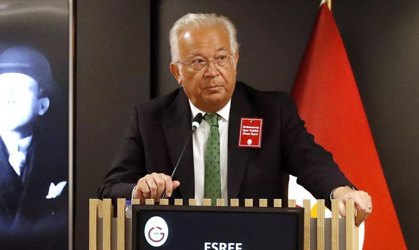 Galatasaray'da başkan adayı olması beklenen Eşref Hamamcıoğlu, gerçekleştirilen seçimde aday olup olmayacağı konusunda ekibiyle birlikte bir karar alacağını açıkladı