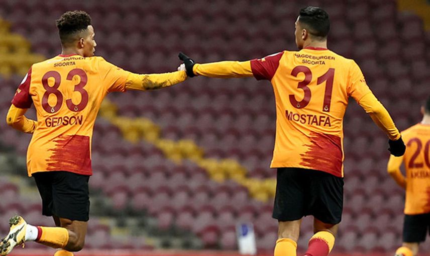 Galatasaray'da Kiralık Oyuncular Bekleneni Veremiyor