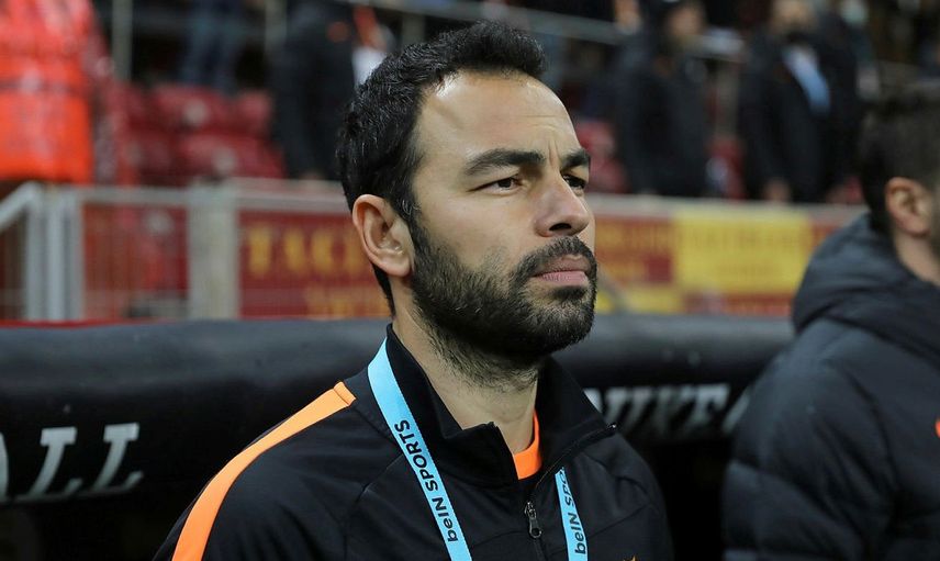 Galatasaray'da Selçuk İnan Kulübe Veda Etti!