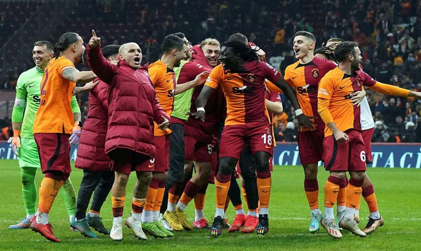 Galatasaray’da sürpriz ayrılık: Süper Lig’den talibi çıktı