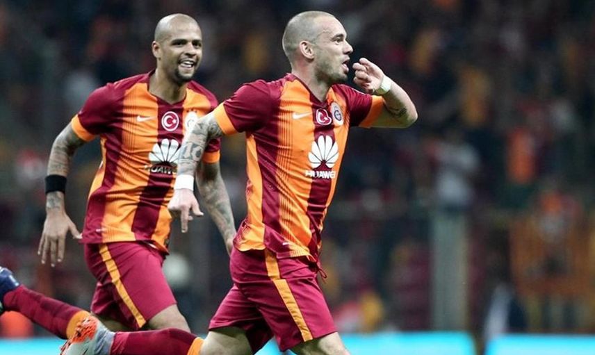 Galatasaray'ın eski futbolcusu dünyada ilki yaşayacak: Duyanlar kulaklarına inanamadı