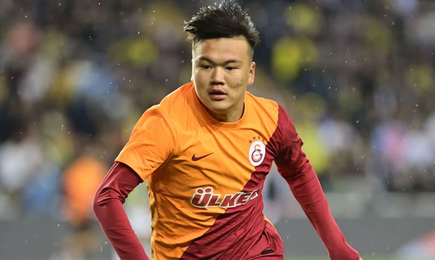 Galatasaray'ın genç yeteneği Beknaz Almazbekov A takımda görev alabilecek!