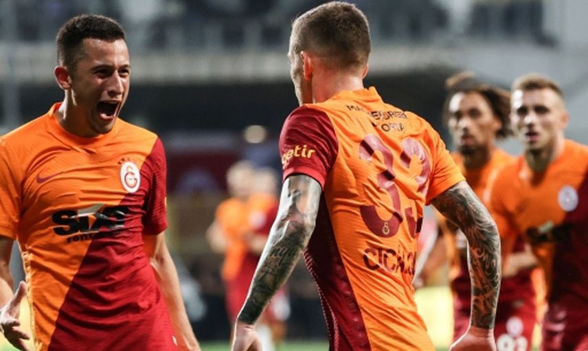 Galatasaray'ın Rumen futbolcuları Alexandru Cicaldau ve Olimpiu Morutan hakkında ülkelerinden dikkat çeken iddialar geldi!