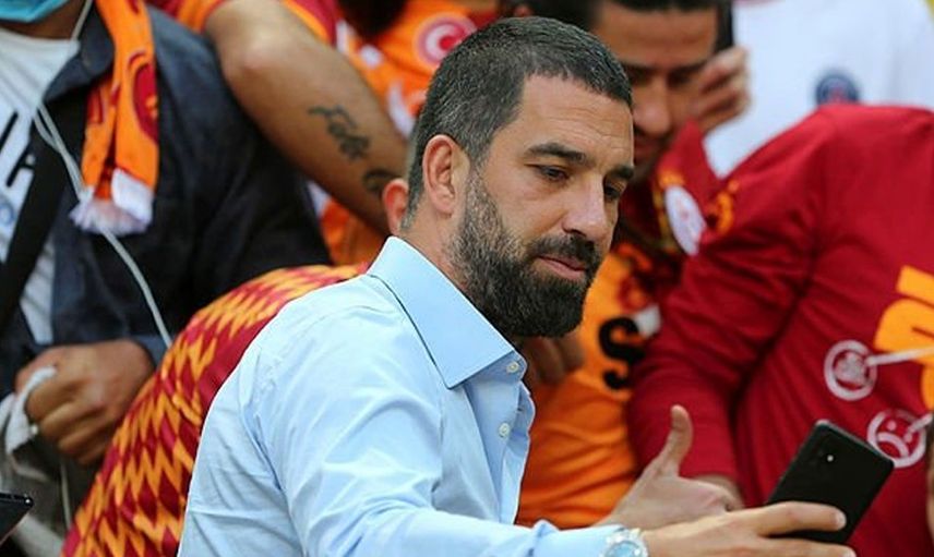 Galatasaray'ın transferini bitirmek istediği Umut Bozok için Arda Turan devreye girdi!