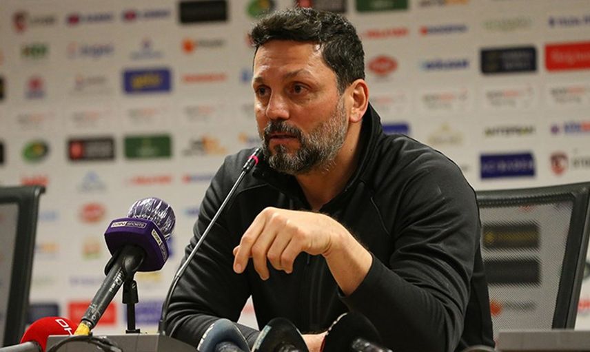 Gaziantep Teknik Direktörü Erol Bulut, Alanyaspor maçının ardından hedef aldığı futbolcuya karaktersiz olduğunu söyledi