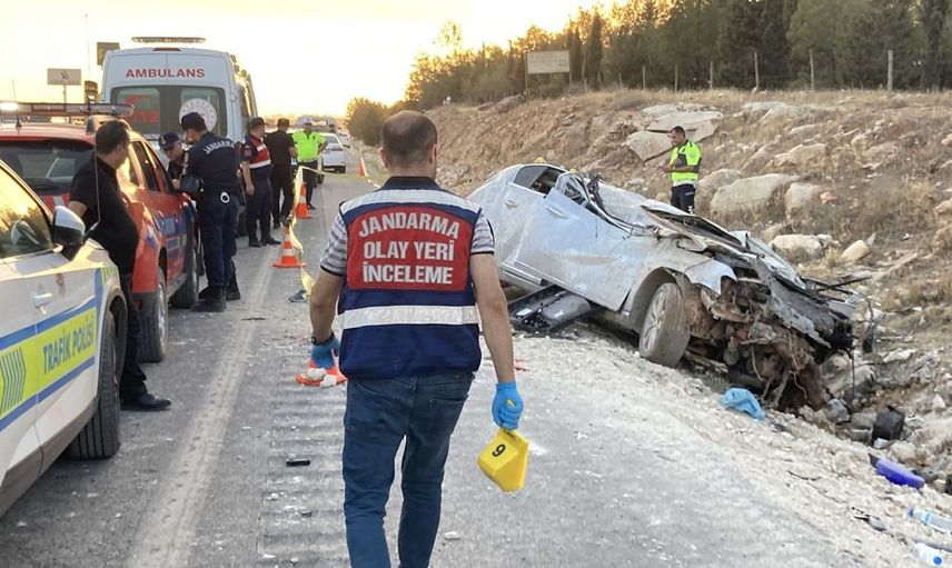 Gaziantep'te Feci Kaza: 3 Ölü, 3 Yaralı