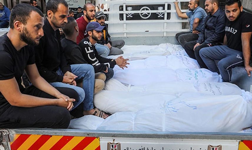 Gazze’de katliam devam ediyor: 22 hastane hizmet dışı, toplu mezar kazılmaya başlandı