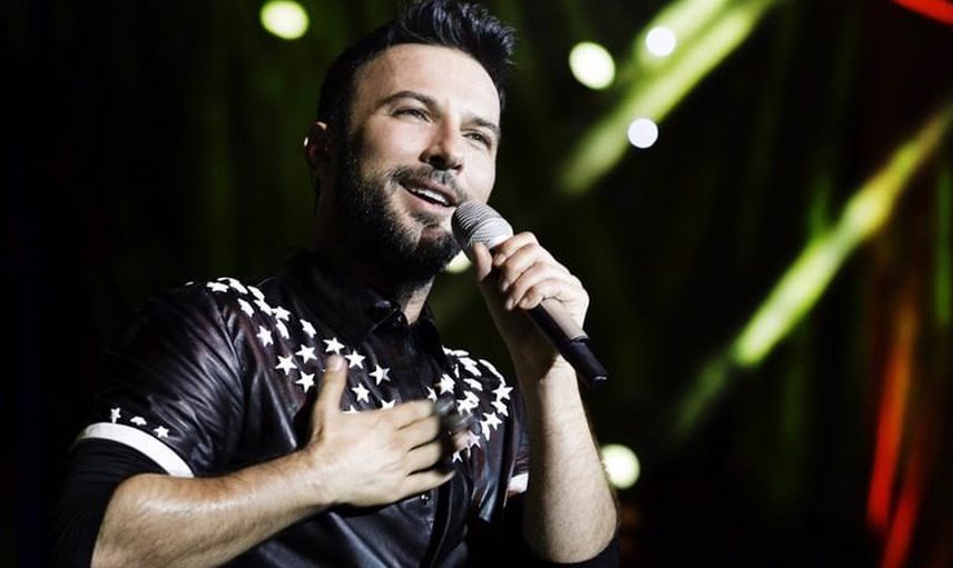 Geççek Şarkısıyla Gündemi Kasıp Kavuran Tarkan Bu Kez de Görüntü Vermemek İçin Etten Duvar Ördü!