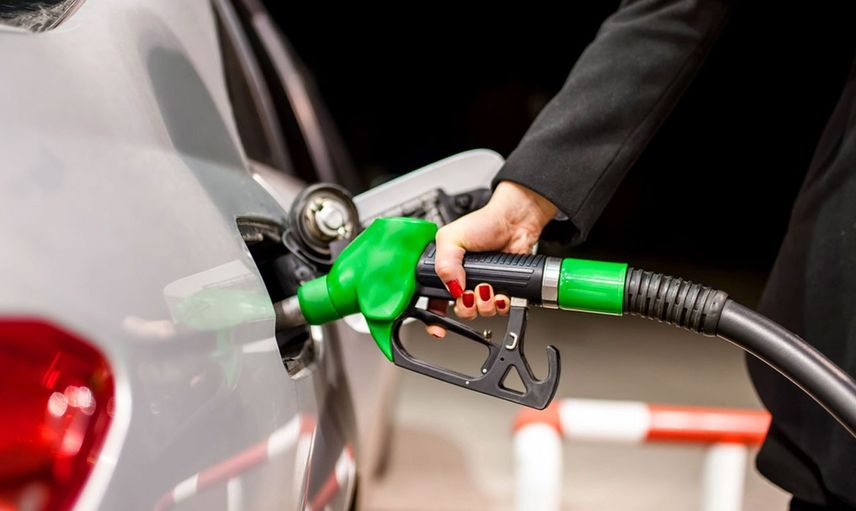 Gece yarısından itibaren geçerli olacak: Benzin ve motorine indirim