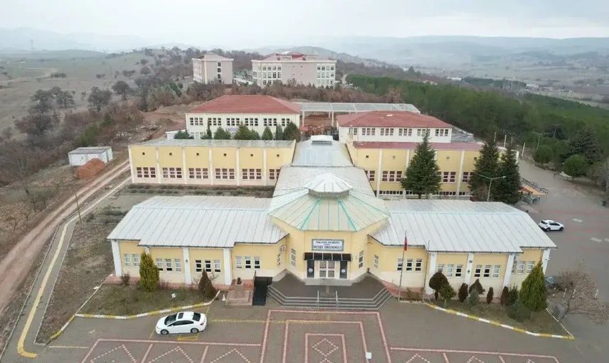Gediz Meslek Yüksekokulu'na mahkeme büro hizmetleri programı açıldı