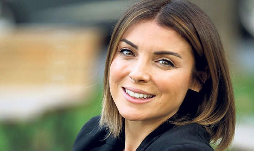 Gelsin Hayat Bildiğin Gibi Derya kimdir, gerçek adı nedir? Özge Özberk kimdir, kaç yaşında?