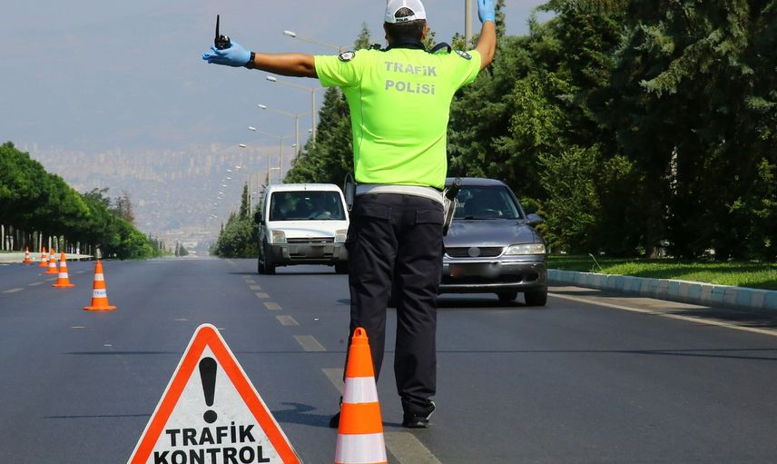 Geniş Kapsamlı Asayiş Uygulaması: 385 Zanlı Yakalandı