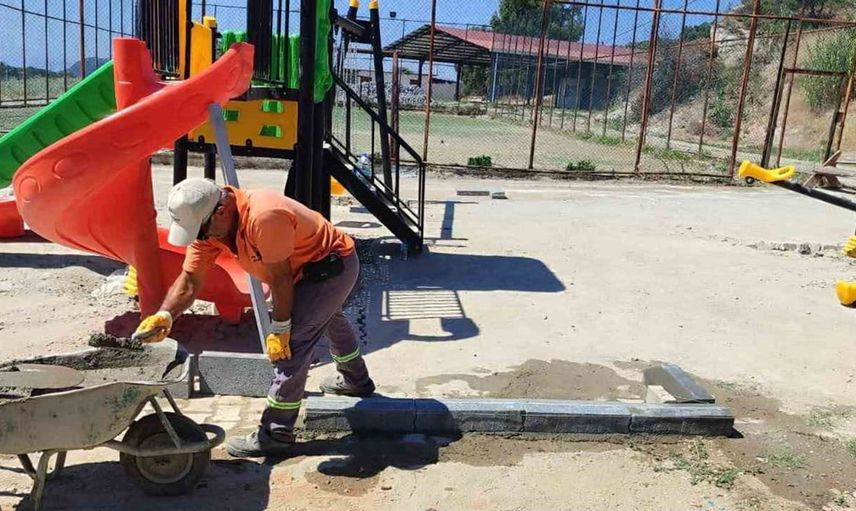 Germencik'te yol ve çevre düzenleme çalışmaları sürüyor