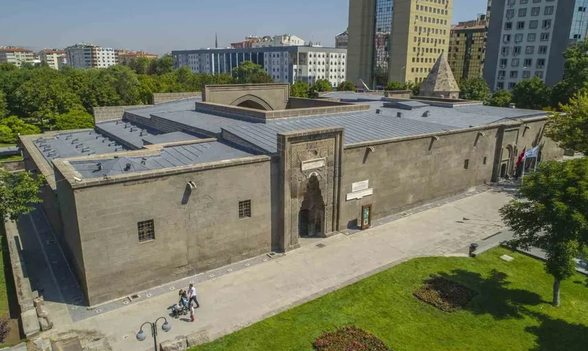 Gevher Nesibe Tıp Tarihi Müzesi'ne Hayranlık Ziyareti