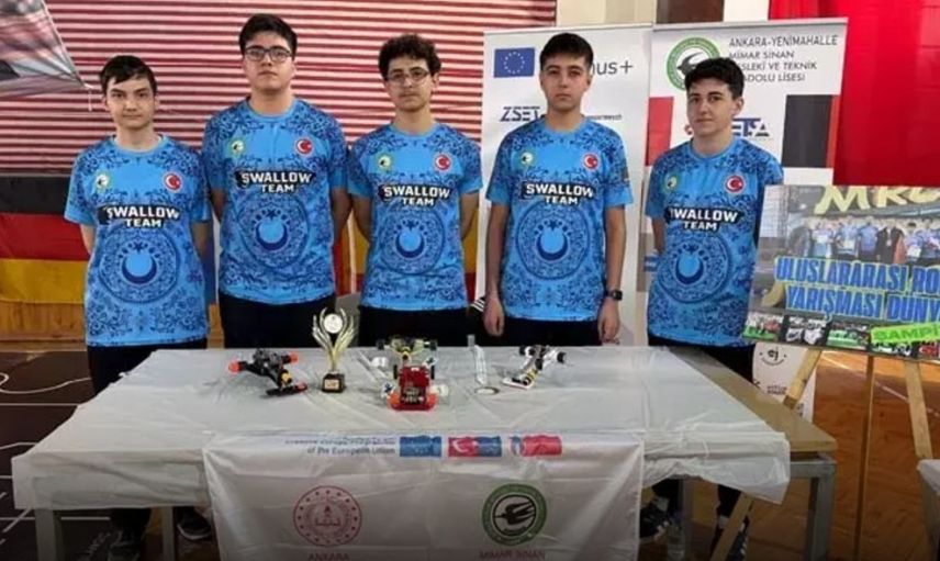 Girit’te Türk Fırtınası: Robotik Olimpiyatlarında Dünya Birinciliği Geldi