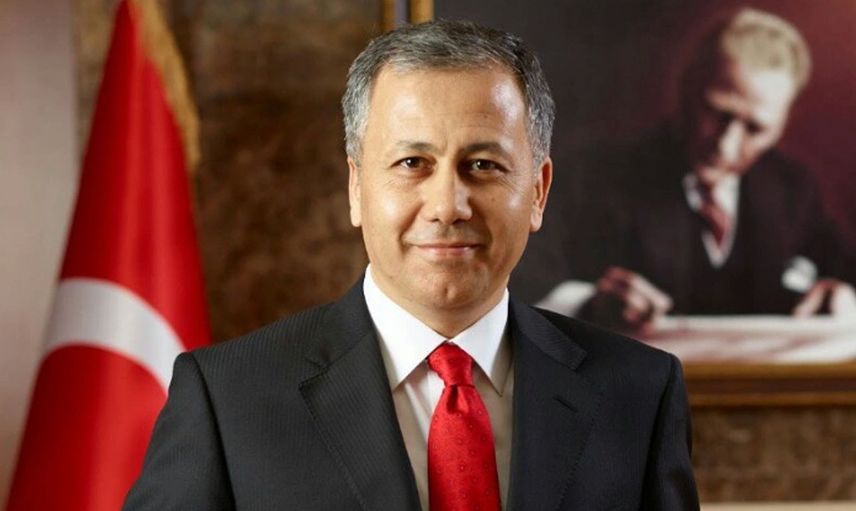 Göçmen kaçakçılarına darbe: Kalkan-17 operasyonunda 44 organizatör ve 881 düzensiz göçmen yakalandı!
