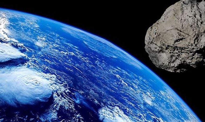 Gökdelen büyüklüğündeki iki asteroit dünyaya yaklaşıyor!