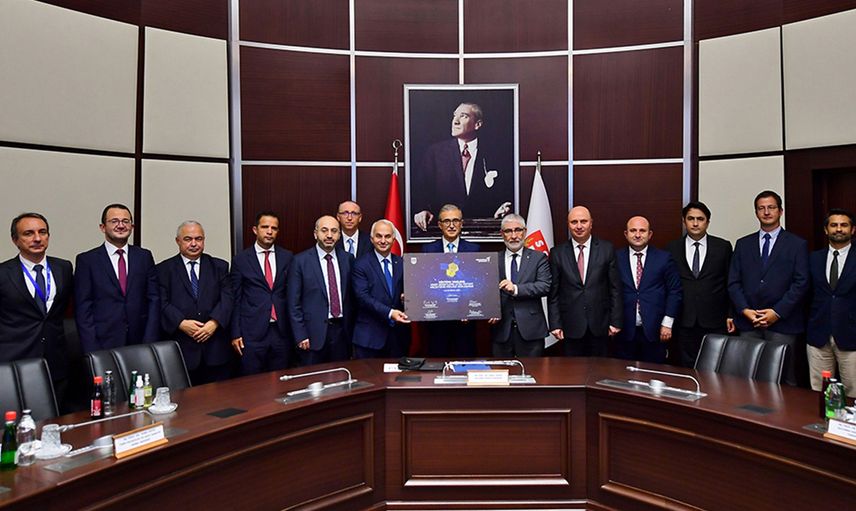 GÖKTÜRK Yenileme Keşif Gözetleme Uydu Sistemi Projesi'nde İmzalar Atıldı