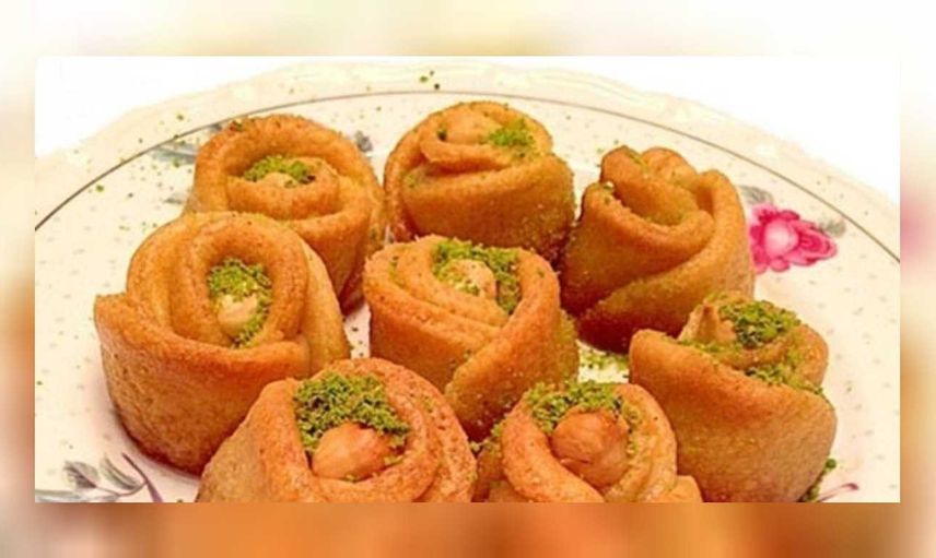 Gül tatlısı tarifi : en güzel ve lezzetli gül tatlısı nasıl yapılır? Gül tatlısı malzemeleri ve pratik tarifi