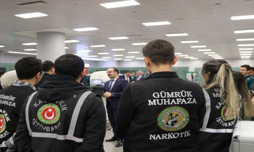 Gümrük Muhafaza Ekiplerinden Büyük Uyuşturucu Operasyonu: 1,681,000 Hap ve 40 Kg Kokain Ele Geçirildi